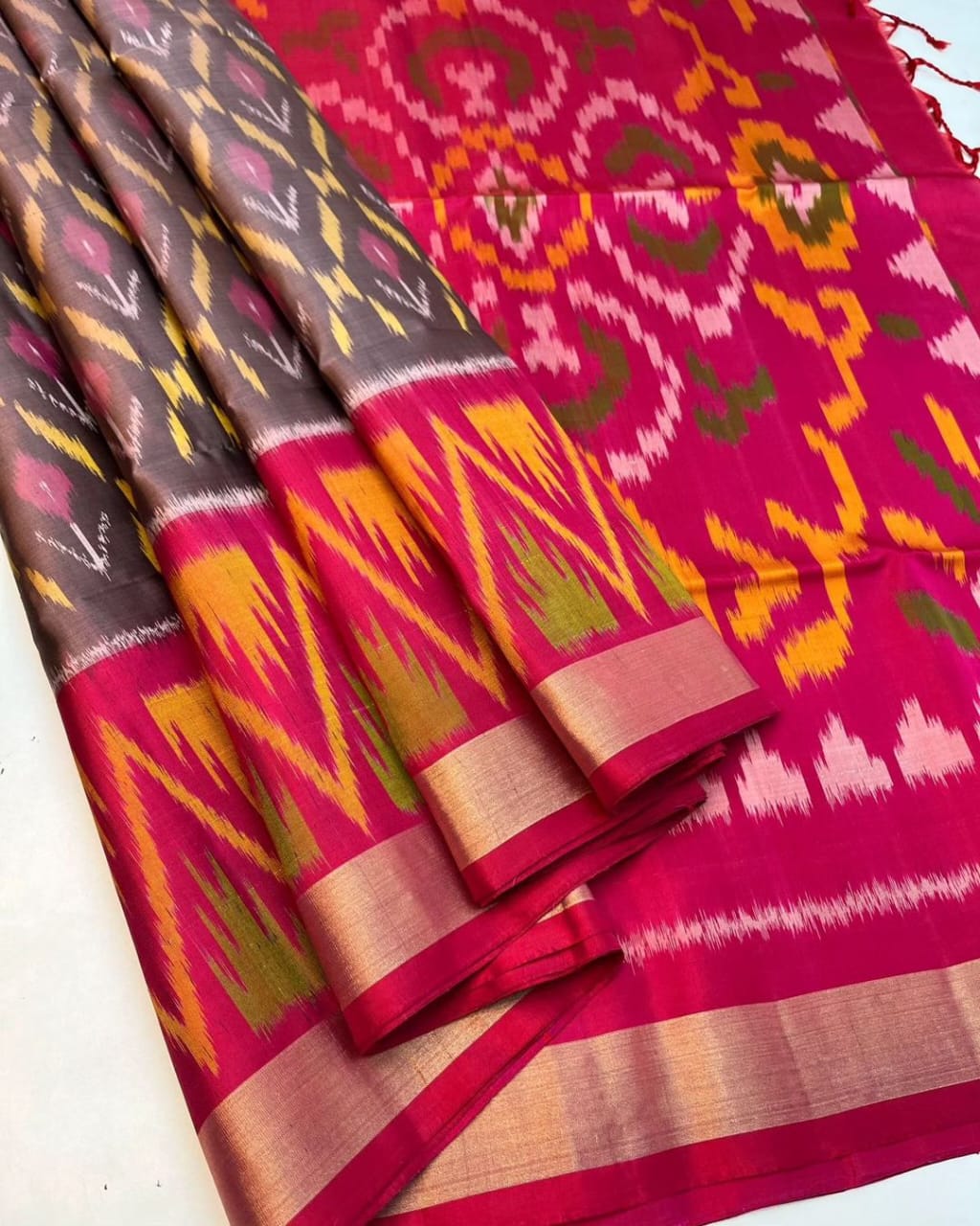 Light Brown Nd Pink Digital Print Soft Dola Silk Saree
